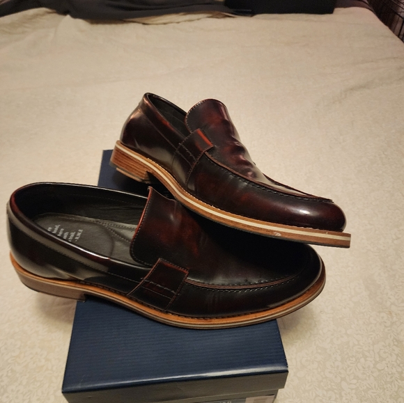 HELM Burgundy Loafers - Picture 2 of 6